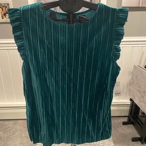 Worthington green Ruffle Sleeve pleated Blouse